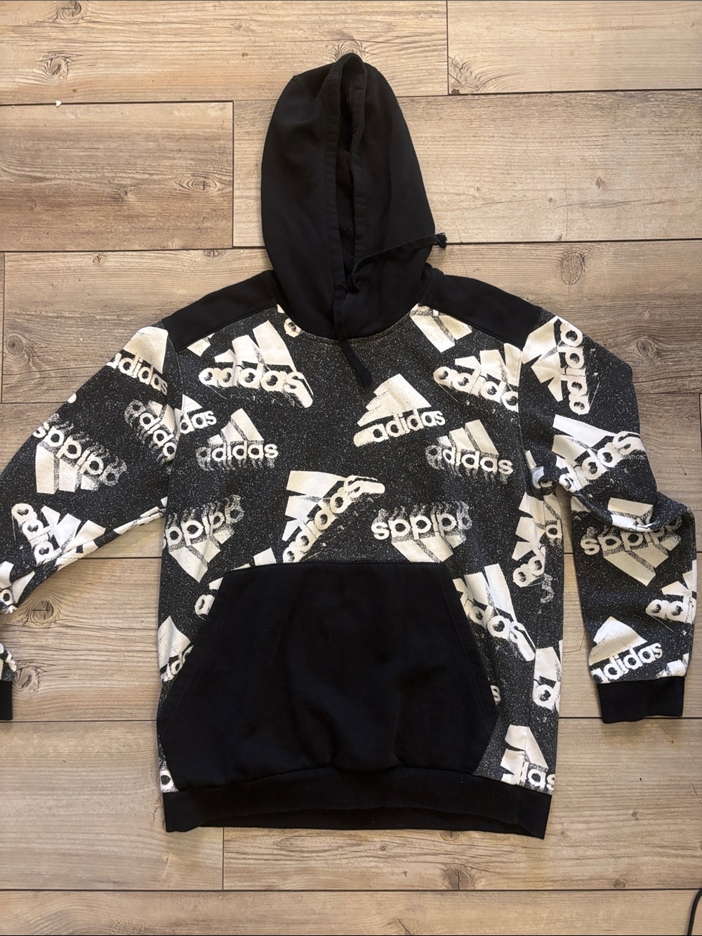 Adidas Men’s Black & White Logo-Print Large Crewneck Hoodie
